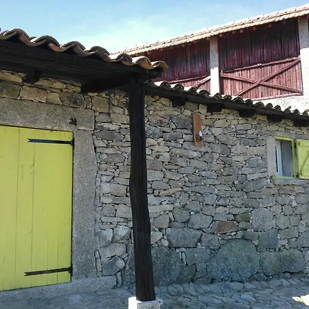 Casa De Paradussa Guest house